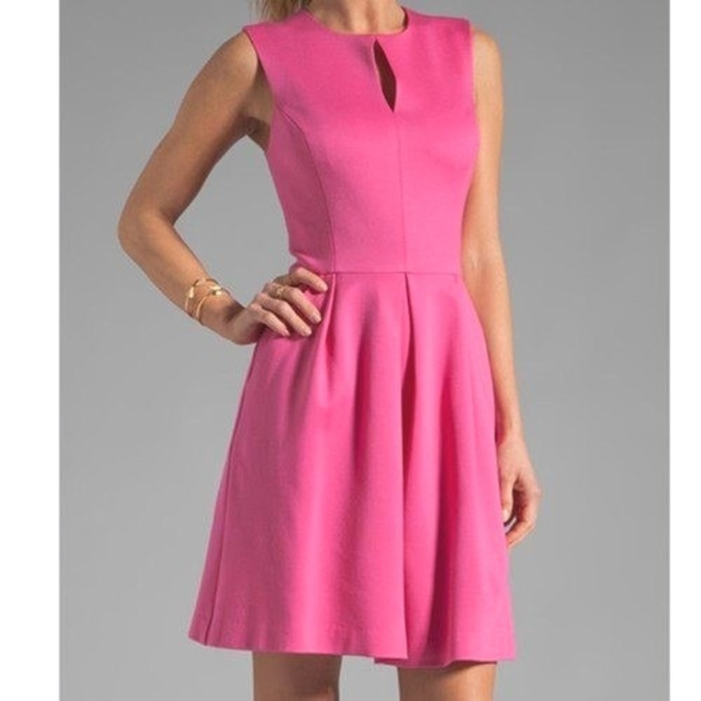 Trina‎ Turk Sunnie Fit Flare Dress Sz 4 Hot Pink Keyhole Sleeveless Glam Barbie